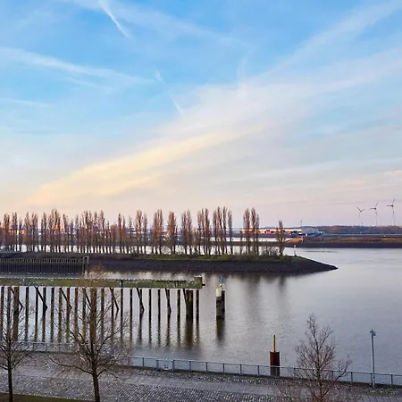 Innside By Meliá 4*