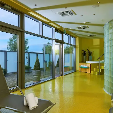 Innside By Meliá 4*