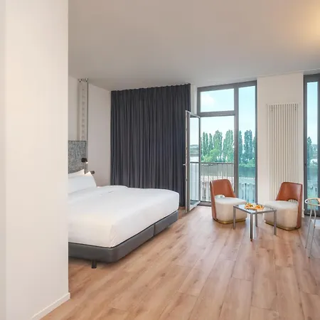 Innside By Meliá Hotel 4*