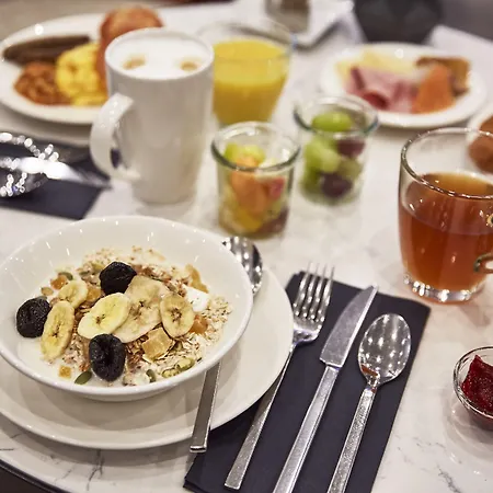 Innside By Meliá 4*